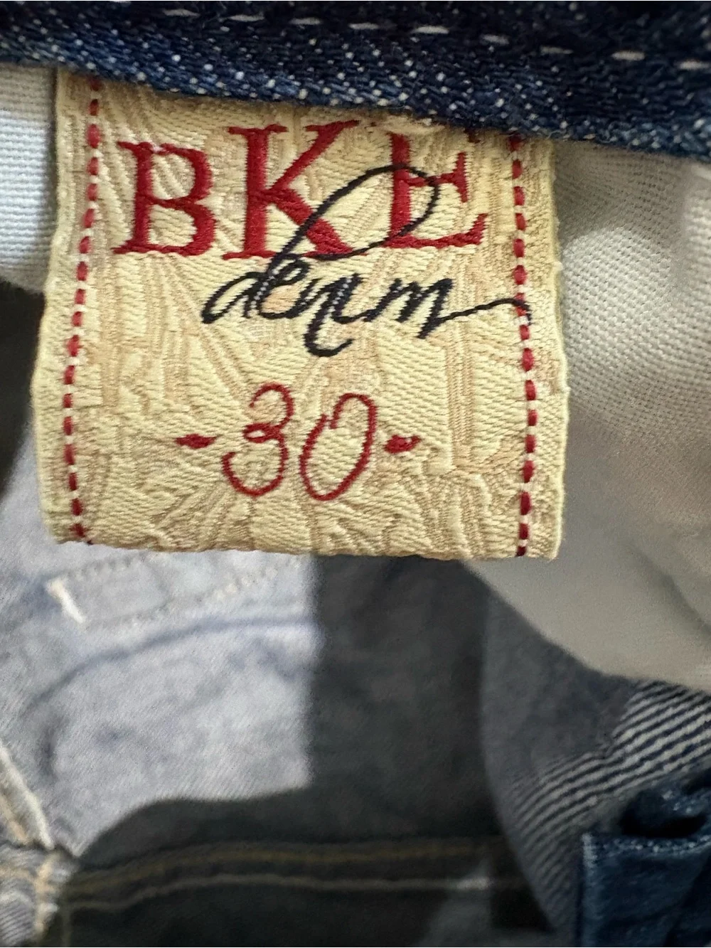 BKE Denim Hannah Cuffed Denim Shorts Size 30